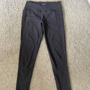 Gray athletic leggings